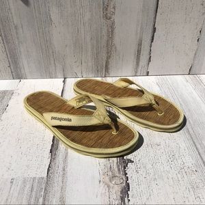 💜Patagonia Sea Grass yellow Sandals/flip flops 5